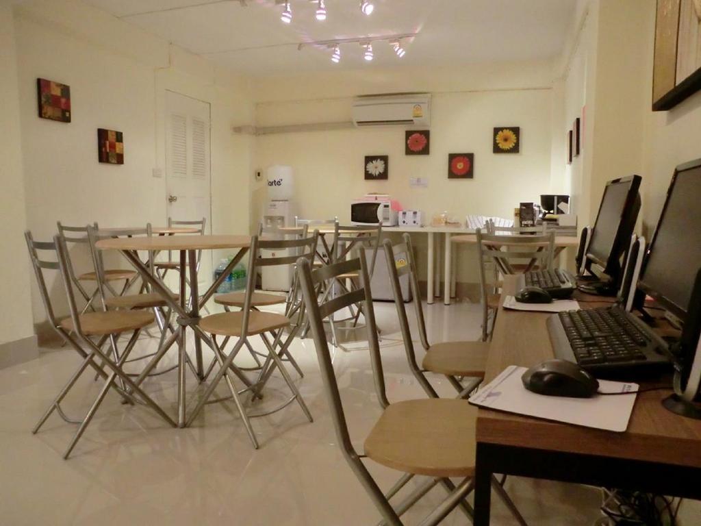 The Mix Bangkok - Bts Phrakhanong Esterno foto